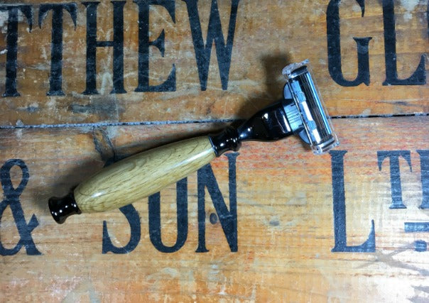Whisky Barrel Razor Highland Pen Wood Mach 3 Scottish